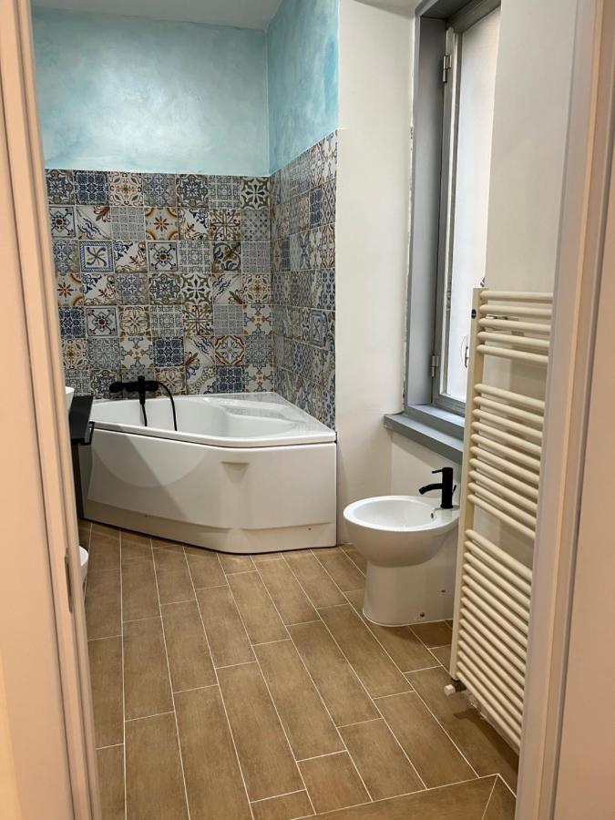 Alla Scalinata Del Teatro Rossetti Confort Suites Parcheggio Triest Exterior foto