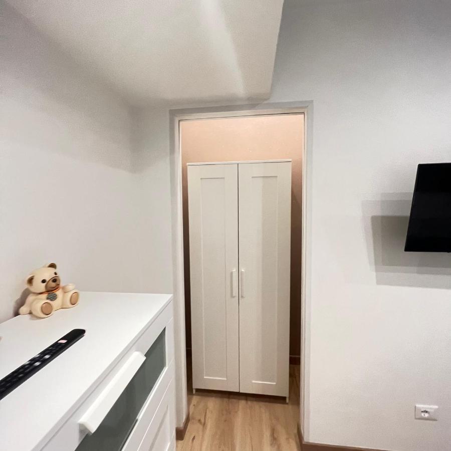 Alla Scalinata Del Teatro Rossetti Confort Suites Parcheggio Triest Exterior foto