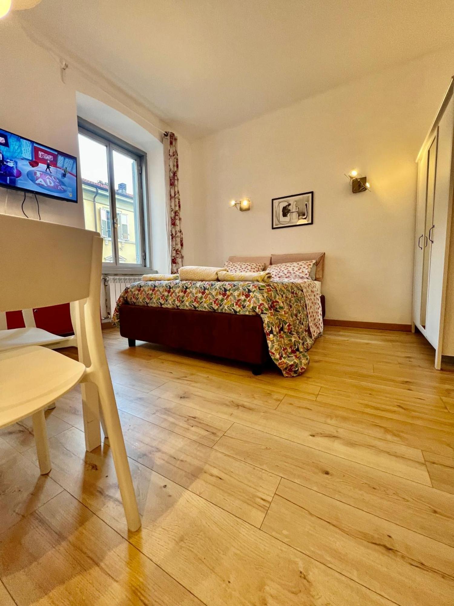 Alla Scalinata Del Teatro Rossetti Confort Suites Parcheggio Triest Exterior foto